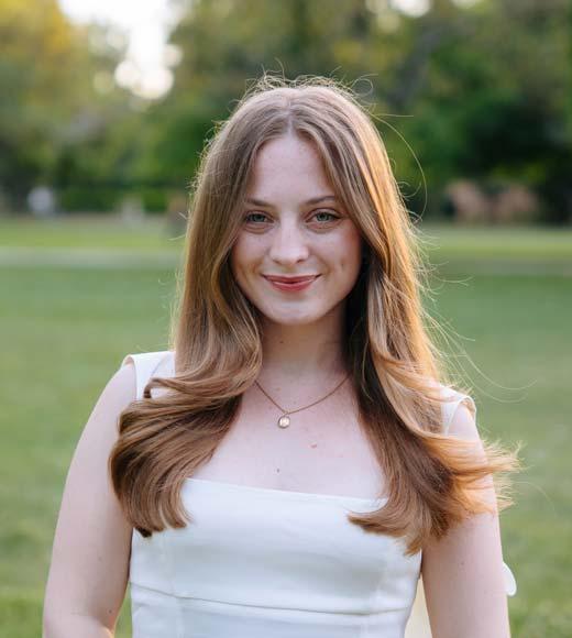 Julia Dundas
